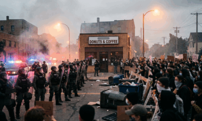 Border Patrol Agents Clash With Rioters in Minneapolis