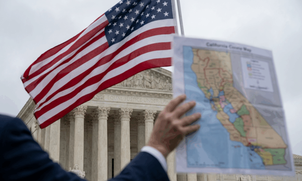 Trump Backs GOP Fight Against California Map