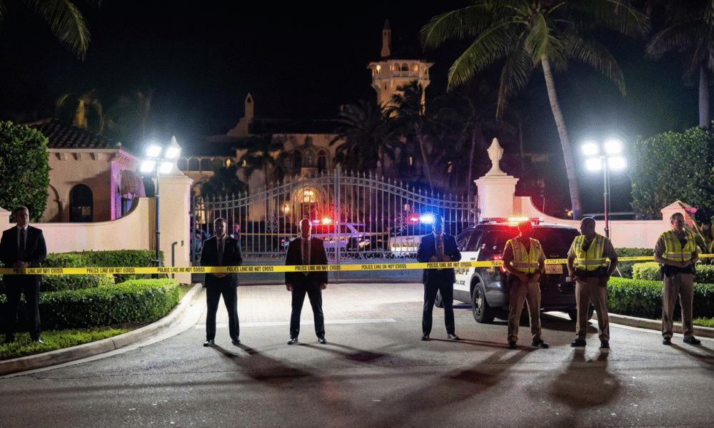 Secret Service Shoots Intruder At Mar-a-Lago
